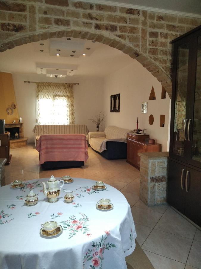 Villa Erasmia Dekarcho Экстерьер фото