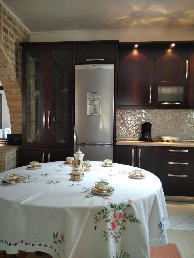 Villa Erasmia Dekarcho Экстерьер фото
