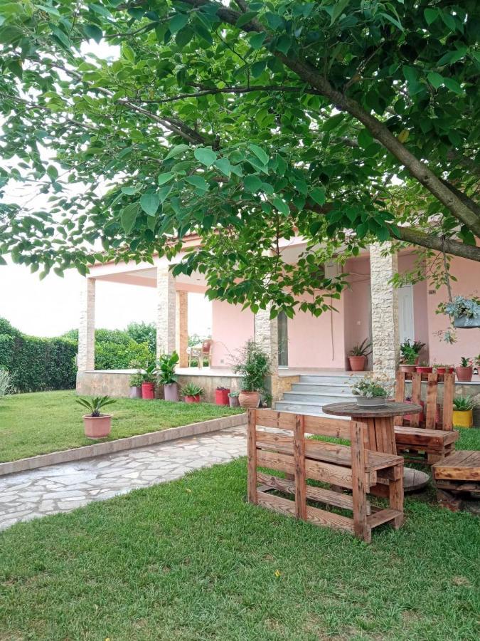 Villa Erasmia Dekarcho Экстерьер фото